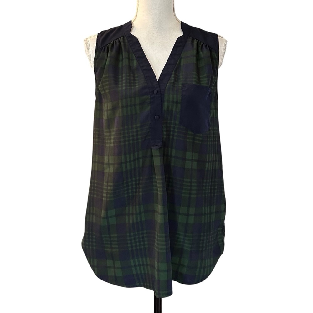 Fervour Sleeveless Half Button Tank Top Women’s SZ M in Navy Green Tartan Plaid
